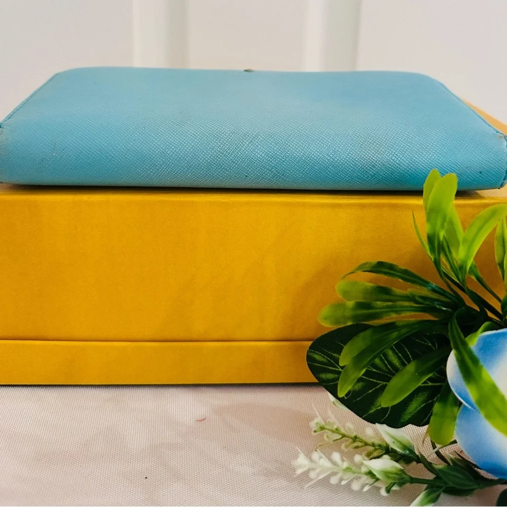 KATE SPADE ~ Cedar Street Maia Travel Wallet in Atoll Blue w/Polka Dot Lining